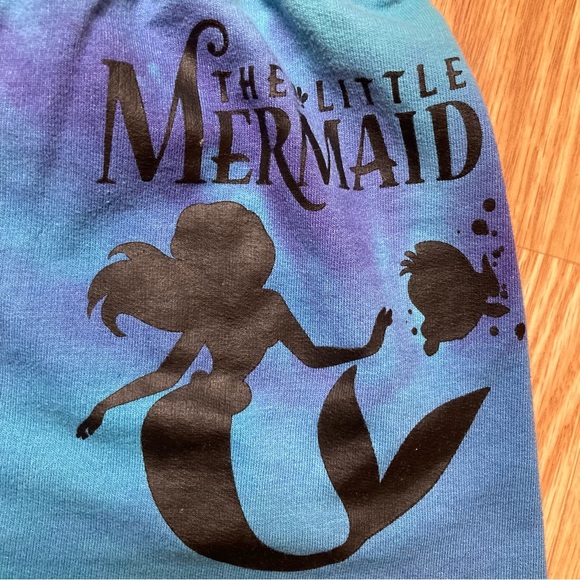 Little Mermaid Shorts size small tie dye - Picture 4 of 4